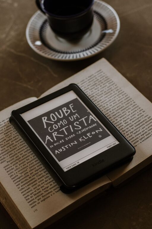 How to Build a Simple Reading Habit That Lasts